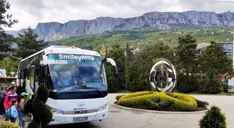 Заказ большого автобуса с Симферополе с водителем в Крыму. 